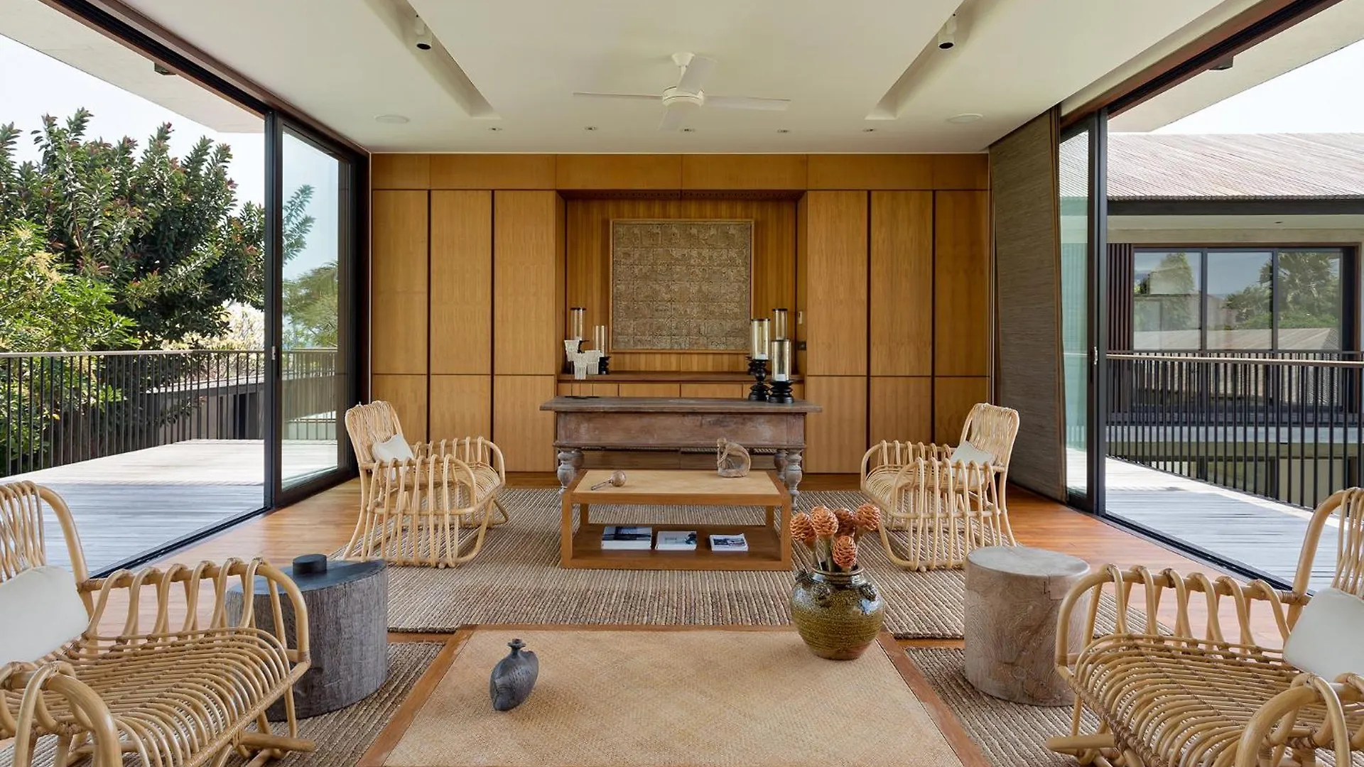 Arnalaya Beach House Canggu  Indonesia