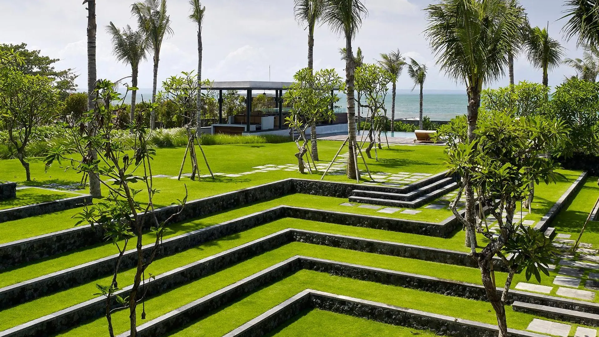 Arnalaya Beach House Canggu
